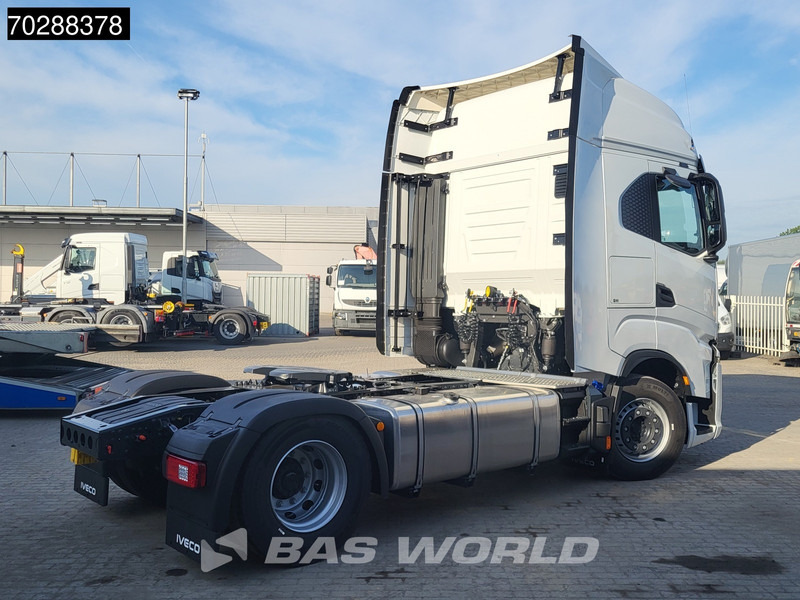 Iveco S-way 580 4X2 NEW! 2x Tanks Navi ACC Standklima - יחידת טרקטור: תמונה 3 Iveco S-way 580 4X2 NEW! 2x Tanks Navi ACC Standklima - יחידת טרקטור: תמונה 3
