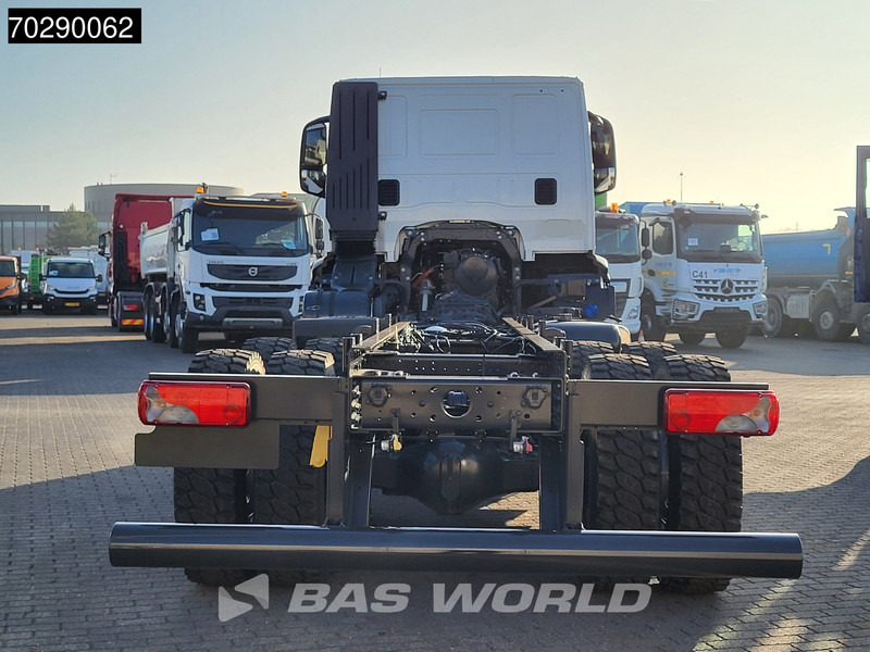 Iveco T-WAY 360 6X6 NEW! Full steel Hub Reduction Automatic Euro 6 - משאית עם שלדת תא: תמונה 3 Iveco T-WAY 360 6X6 NEW! Full steel Hub Reduction Automatic Euro 6 - משאית עם שלדת תא: תמונה 3
