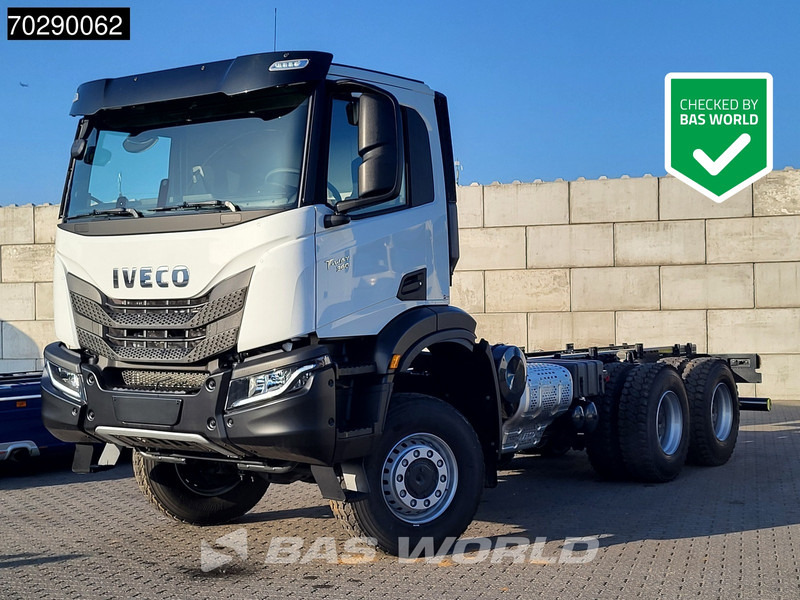 Iveco T-WAY 360 6X6 NEW! Full steel Hub Reduction Automatic Euro 6 - משאית עם שלדת תא: תמונה 1 Iveco T-WAY 360 6X6 NEW! Full steel Hub Reduction Automatic Euro 6 - משאית עם שלדת תא: תמונה 1