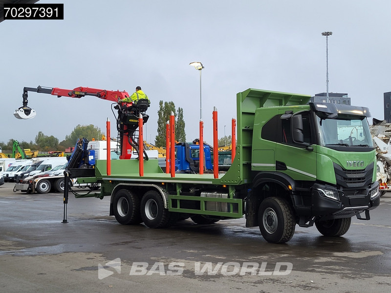 Iveco T-Way 450 6X6 UNUSED! Palfinger Q150Z Crane Retarder Holztransport Big-Axle LED Euro 6 - משאית עץ, משאית מנוף: תמונה 3 Iveco T-Way 450 6X6 UNUSED! Palfinger Q150Z Crane Retarder Holztransport Big-Axle LED Euro 6 - משאית עץ, משאית מנוף: תמונה 3