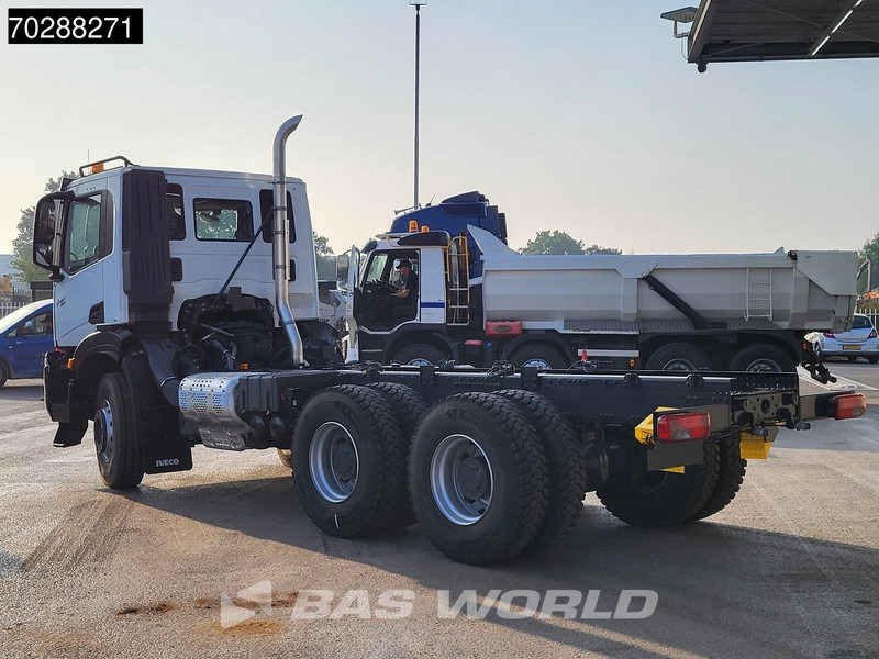 Iveco X-Way 460 6X4 New! Retarder Steelsuspension Big-Axle Navi Euro 6 - משאית עם שלדת תא: תמונה 2 Iveco X-Way 460 6X4 New! Retarder Steelsuspension Big-Axle Navi Euro 6 - משאית עם שלדת תא: תמונה 2