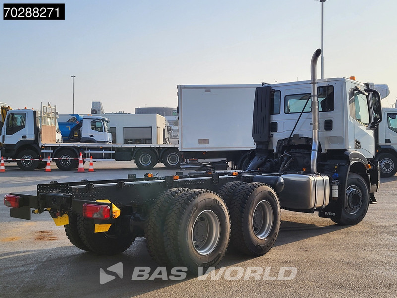 Iveco X-Way 460 6X4 New! Retarder Steelsuspension Big-Axle Navi Euro 6 - משאית עם שלדת תא: תמונה 5 Iveco X-Way 460 6X4 New! Retarder Steelsuspension Big-Axle Navi Euro 6 - משאית עם שלדת תא: תמונה 5