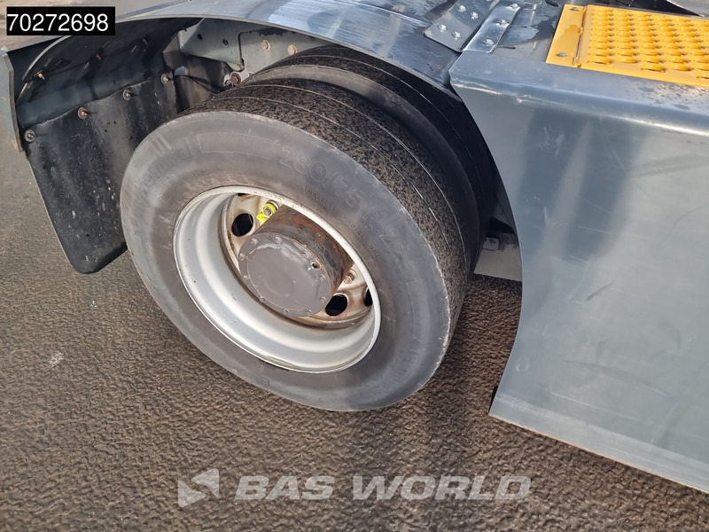 Kalmar T2 4X2 Big-Axle Drumbrakes Hydraulik Hebesattel - טרקטור מסוף: תמונה 5 Kalmar T2 4X2 Big-Axle Drumbrakes Hydraulik Hebesattel - טרקטור מסוף: תמונה 5
