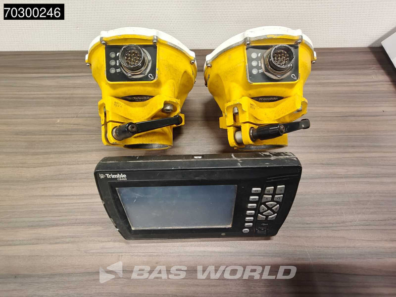 Komatsu PC210 LC-10 - מחפר סורק: תמונה 2 Komatsu PC210 LC-10 - מחפר סורק: תמונה 2