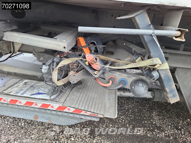 Krone SD Tailgate Liftachse Ladebordwand - סמיטריילר עם קירור: תמונה 3 Krone SD Tailgate Liftachse Ladebordwand - סמיטריילר עם קירור: תמונה 3