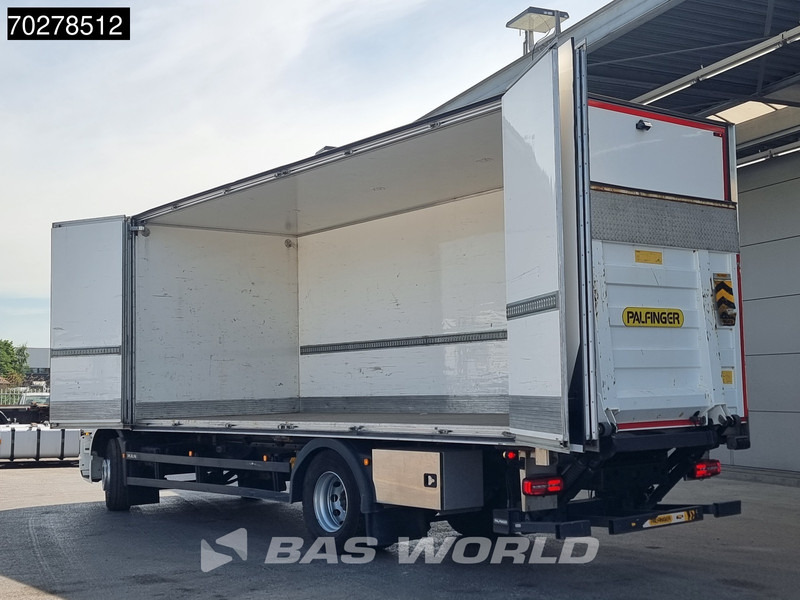 MAN TGM 18.290 4X2 19tonner Automatic Ladebordwand LED Navi Euro 6 - משאית תיבה: תמונה 3 MAN TGM 18.290 4X2 19tonner Automatic Ladebordwand LED Navi Euro 6 - משאית תיבה: תמונה 3