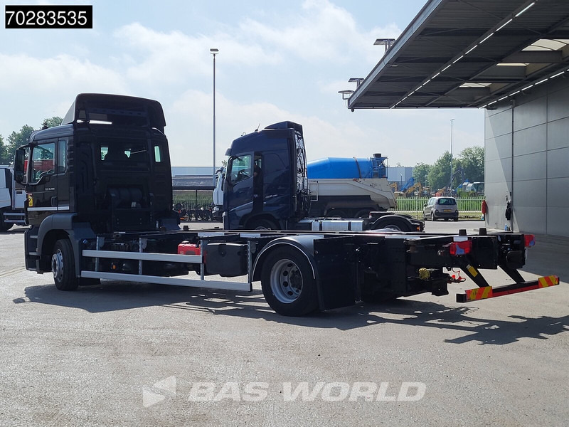 MAN TGS 18.360 834 4X2 19tonner BDF Automatic Navi Euro 6 - מוביל מכולות/ משאית החלפת גוף: תמונה 2 MAN TGS 18.360 834 4X2 19tonner BDF Automatic Navi Euro 6 - מוביל מכולות/ משאית החלפת גוף: תמונה 2