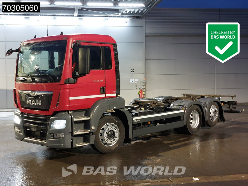 MAN TGS 26.320 TGS 6X2 ADR BDF Lift+Steering Axle Automatic Euro 6 - מוביל מכולות/ משאית החלפת גוף: תמונה 1 MAN TGS 26.320 TGS 6X2 ADR BDF Lift+Steering Axle Automatic Euro 6 - מוביל מכולות/ משאית החלפת גוף: תמונה 1