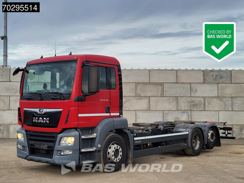 MAN TGS 26.320 TGS 6X2 ADR BDF Lift + Steering Axle Euro 6 - מוביל מכולות/ משאית החלפת גוף: תמונה 1 MAN TGS 26.320 TGS 6X2 ADR BDF Lift + Steering Axle Euro 6 - מוביל מכולות/ משאית החלפת גוף: תמונה 1