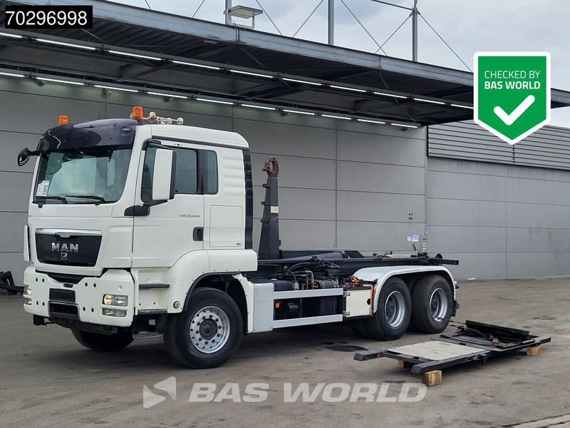 MAN TGS 33.440 6X4 25Ton AJK NHS25-5930 hooklift with 5th wheel Wechselsystem Manual Big-Axle Euro 5 - משאית הרמת וו: תמונה 1 MAN TGS 33.440 6X4 25Ton AJK NHS25-5930 hooklift with 5th wheel Wechselsystem Manual Big-Axle Euro 5 - משאית הרמת וו: תמונה 1
