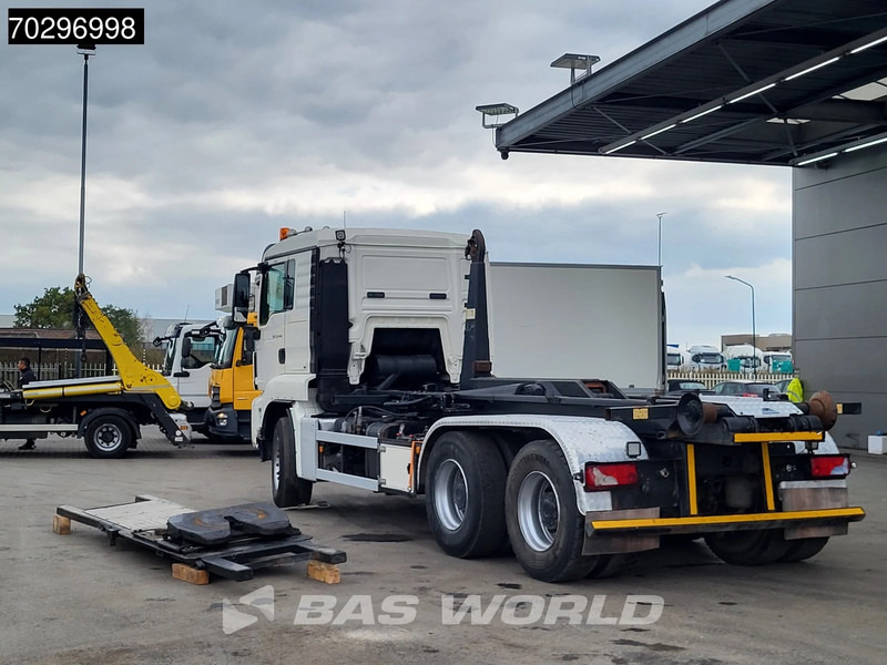 MAN TGS 33.440 6X4 25Ton AJK NHS25-5930 hooklift with 5th wheel Wechselsystem Manual Big-Axle Euro 5 - משאית הרמת וו: תמונה 2 MAN TGS 33.440 6X4 25Ton AJK NHS25-5930 hooklift with 5th wheel Wechselsystem Manual Big-Axle Euro 5 - משאית הרמת וו: תמונה 2