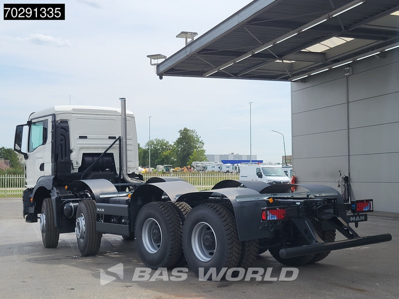 MAN TGS 41.400 8X4 New 8x4 chassis Engine PTO Steelsuspension Big-Axle Manual Euro 2 - משאית עם שלדת תא: תמונה 2 MAN TGS 41.400 8X4 New 8x4 chassis Engine PTO Steelsuspension Big-Axle Manual Euro 2 - משאית עם שלדת תא: תמונה 2