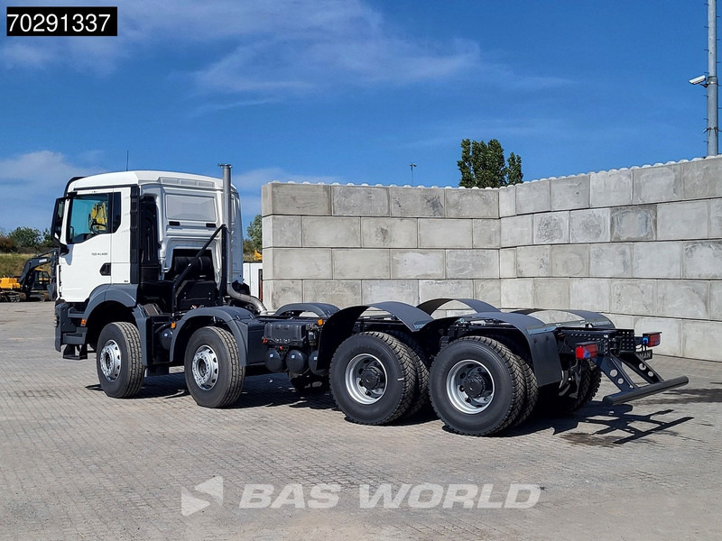 MAN TGS 41.400 8X4 New! Steelsuspension Big-Axle Manual Euro 2 - משאית עם שלדת תא: תמונה 2 MAN TGS 41.400 8X4 New! Steelsuspension Big-Axle Manual Euro 2 - משאית עם שלדת תא: תמונה 2