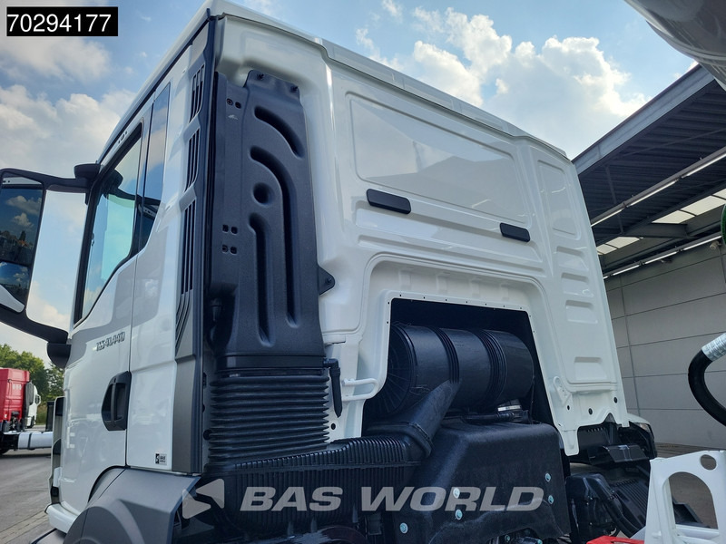 MAN TGS 41.440 8X4 NEW! 12m3 Stetter Mixer Big-Axle Steelsuspension Automatic Euro 6 - משאית מערבלת בטון: תמונה 5 MAN TGS 41.440 8X4 NEW! 12m3 Stetter Mixer Big-Axle Steelsuspension Automatic Euro 6 - משאית מערבלת בטון: תמונה 5