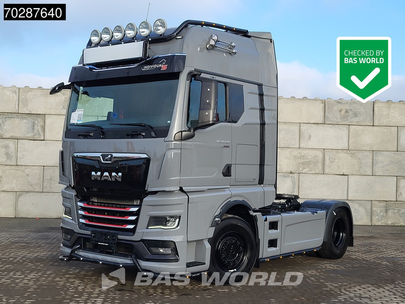 MAN TGX 18.520 4X2 Individual Lion S! New Hydrauliks GX Retarder Full-Air 2x Tanks Navi LED ACC Euro 6 - יחידת טרקטור: תמונה 1 MAN TGX 18.520 4X2 Individual Lion S! New Hydrauliks GX Retarder Full-Air 2x Tanks Navi LED ACC Euro 6 - יחידת טרקטור: תמונה 1