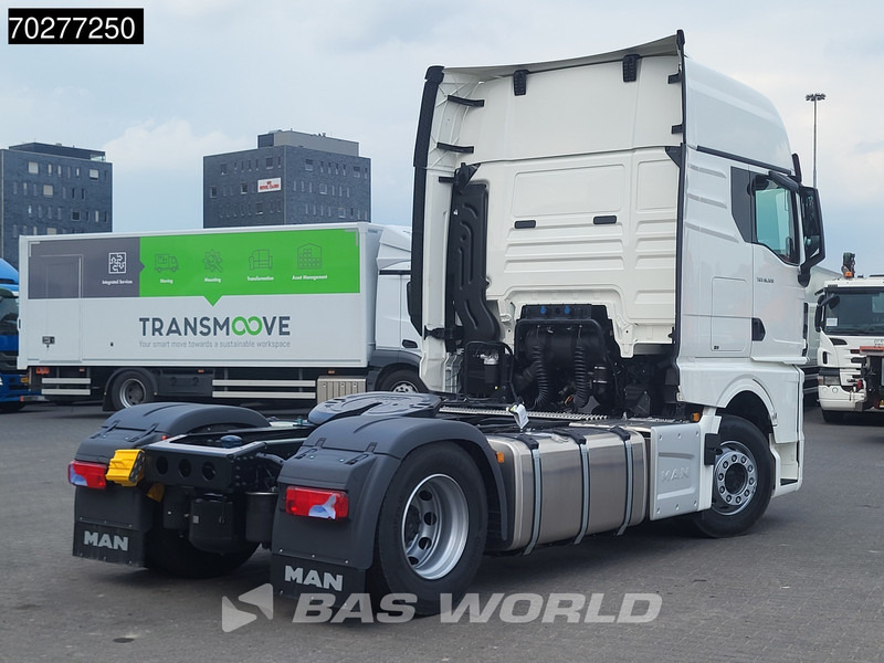MAN TGX 18.520 4X2 NEW! GX Retarder 2x Tanks Standklima ACC - יחידת טרקטור: תמונה 5 MAN TGX 18.520 4X2 NEW! GX Retarder 2x Tanks Standklima ACC - יחידת טרקטור: תמונה 5