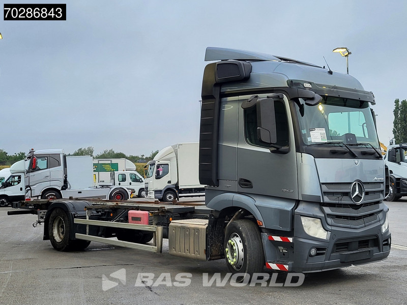 Mercedes-Benz Actros 1843 4X2 BDF 2xTanks Automatic Euro 6 - מוביל מכולות/ משאית החלפת גוף: תמונה 3 Mercedes-Benz Actros 1843 4X2 BDF 2xTanks Automatic Euro 6 - מוביל מכולות/ משאית החלפת גוף: תמונה 3