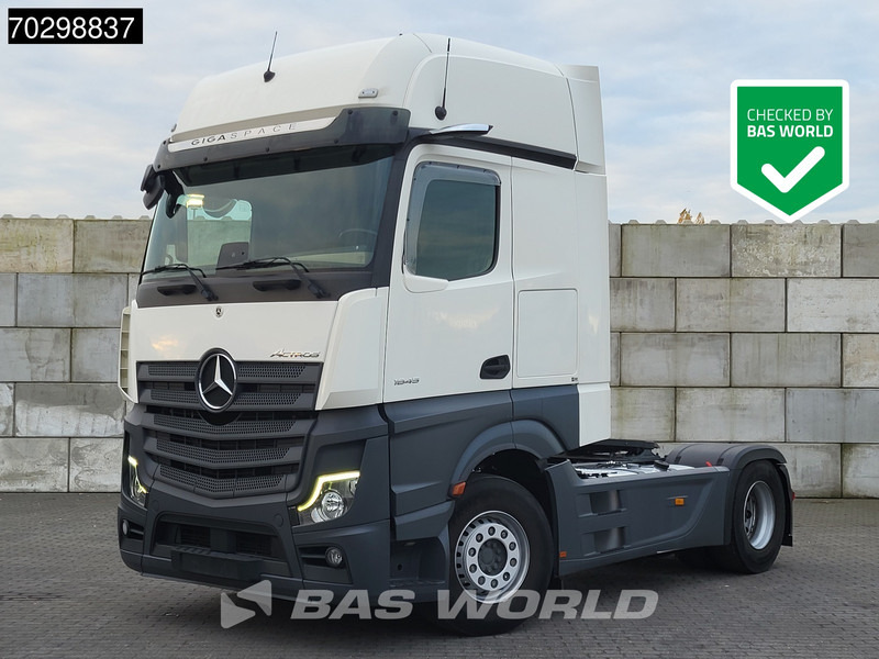 Mercedes-Benz Actros 1845 4X2 GigaSpace Retarder MirrorCam Navi Euro 6 - יחידת טרקטור: תמונה 1 Mercedes-Benz Actros 1845 4X2 GigaSpace Retarder MirrorCam Navi Euro 6 - יחידת טרקטור: תמונה 1