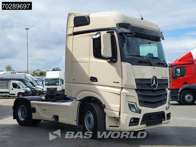 Mercedes-Benz Actros 1848 4X2 BigSpace Retarder Standklima PPC Navi ACC LED - יחידת טרקטור: תמונה 3 Mercedes-Benz Actros 1848 4X2 BigSpace Retarder Standklima PPC Navi ACC LED - יחידת טרקטור: תמונה 3