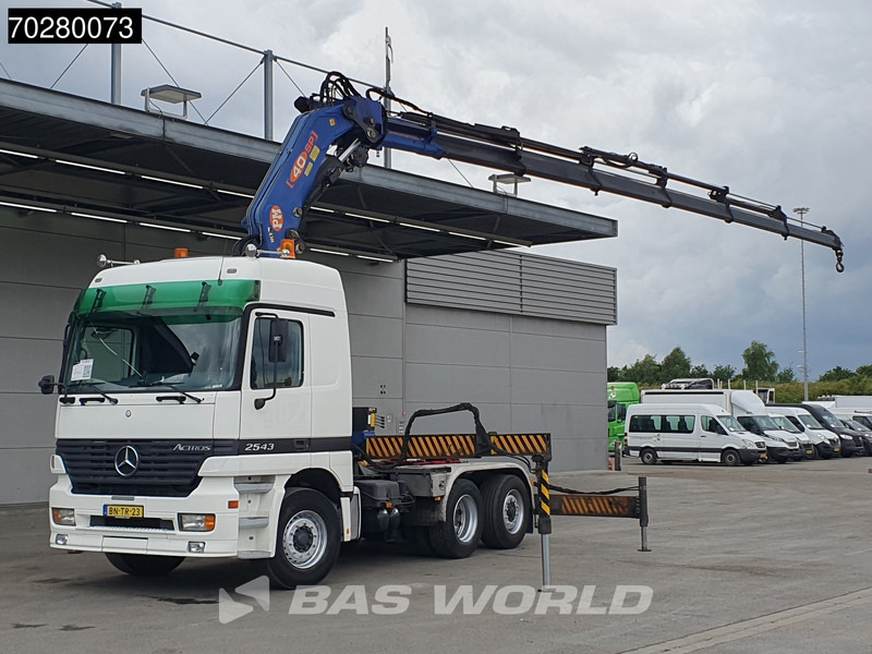 Mercedes-Benz Actros 2543 Actros 6X2 NL-Truck Liftachse 3-Pedals Kran PM 40 SP 2010 Euro 3 - יחידת טרקטור: תמונה 1 Mercedes-Benz Actros 2543 Actros 6X2 NL-Truck Liftachse 3-Pedals Kran PM 40 SP 2010 Euro 3 - יחידת טרקטור: תמונה 1