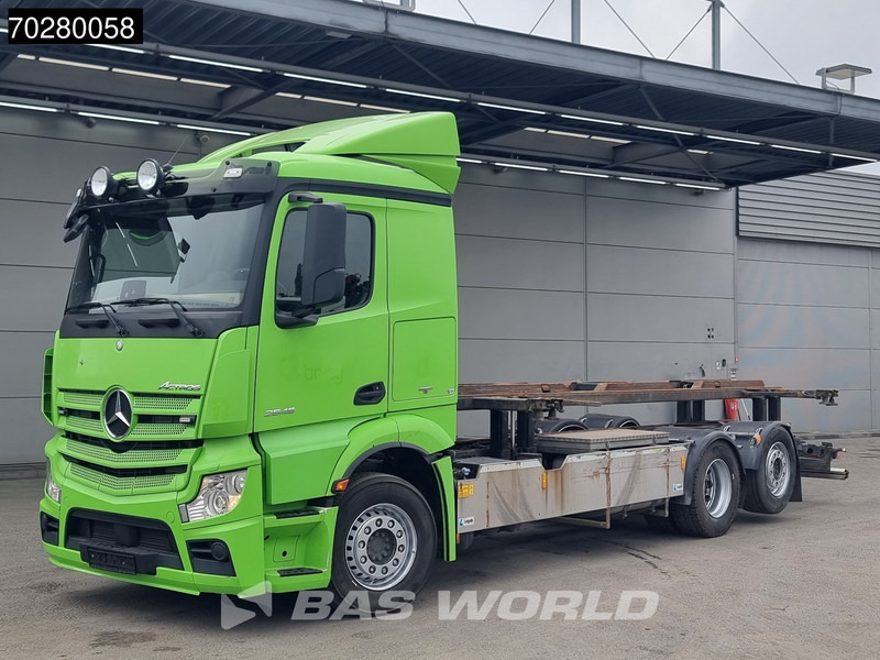 Mercedes-Benz Actros 2545 6X2 Hydraulic Liftable BDF system Lift+steering axle ADR Euro 6 - מוביל מכולות/ משאית החלפת גוף: תמונה 5 Mercedes-Benz Actros 2545 6X2 Hydraulic Liftable BDF system Lift+steering axle ADR Euro 6 - מוביל מכולות/ משאית החלפת גוף: תמונה 5