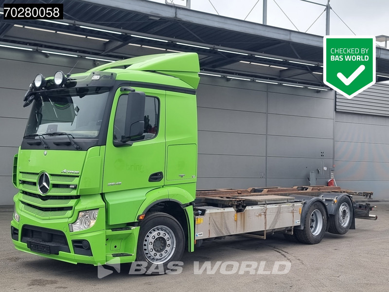 Mercedes-Benz Actros 2545 6X2 Hydraulic Liftable BDF system Lift+steering axle ADR Euro 6 - מוביל מכולות/ משאית החלפת גוף: תמונה 1 Mercedes-Benz Actros 2545 6X2 Hydraulic Liftable BDF system Lift+steering axle ADR Euro 6 - מוביל מכולות/ משאית החלפת גוף: תמונה 1