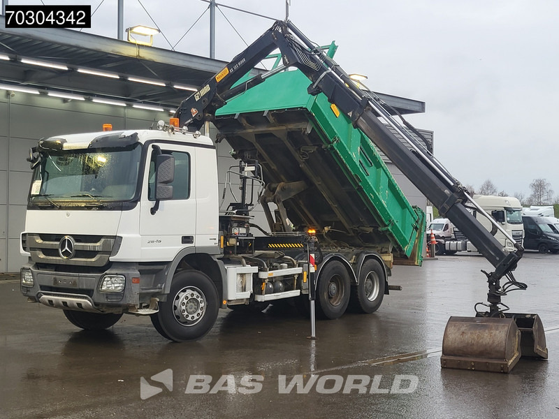 Mercedes-Benz Actros 2646 Actros 6X4 HIAB 122 BS-2 HIDUO Crane Kran 3-way tipper Big-Axle Euro 5 - מזהיר, משאית מנוף: תמונה 2 Mercedes-Benz Actros 2646 Actros 6X4 HIAB 122 BS-2 HIDUO Crane Kran 3-way tipper Big-Axle Euro 5 - מזהיר, משאית מנוף: תמונה 2
