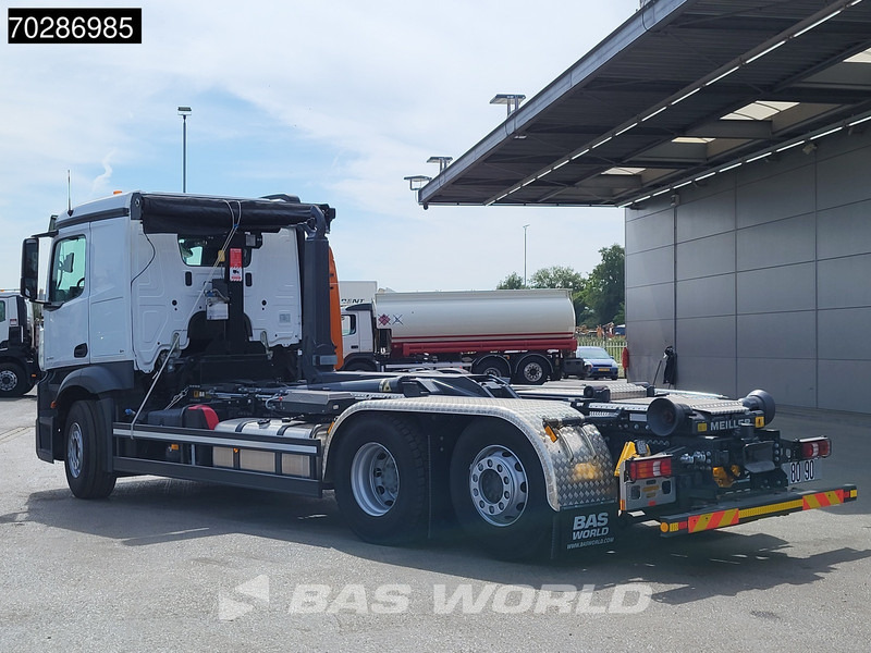 Mercedes-Benz Actros 2745 6X2 NEW! Meiller RS21-70 Abrollkipper Lift-Lenkasche Retarder PPC Navi Automatic - משאית הרמת וו: תמונה 5 Mercedes-Benz Actros 2745 6X2 NEW! Meiller RS21-70 Abrollkipper Lift-Lenkasche Retarder PPC Navi Automatic - משאית הרמת וו: תמונה 5