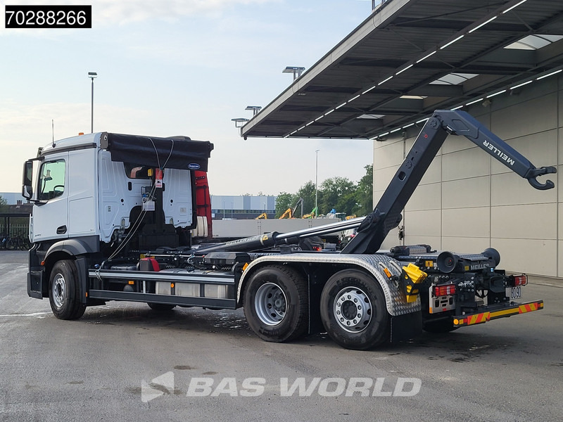Mercedes-Benz Actros 2745 6X2 New! Meiller RS21.70 Abrollkipper Retarder Lift-Lenk Asche Navi Automatic - משאית הרמת וו: תמונה 5 Mercedes-Benz Actros 2745 6X2 New! Meiller RS21.70 Abrollkipper Retarder Lift-Lenk Asche Navi Automatic - משאית הרמת וו: תמונה 5