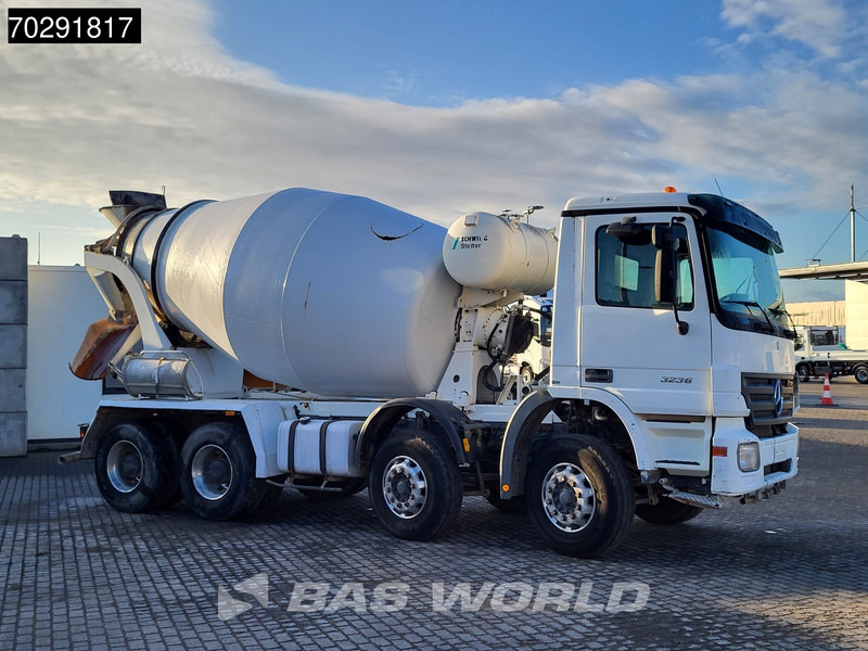 Mercedes-Benz Actros 3236 8X4 9m3 Stetter Mixer Retarder Steelsuspension Big-Axle Euro 3 - משאית מערבלת בטון: תמונה 3 Mercedes-Benz Actros 3236 8X4 9m3 Stetter Mixer Retarder Steelsuspension Big-Axle Euro 3 - משאית מערבלת בטון: תמונה 3
