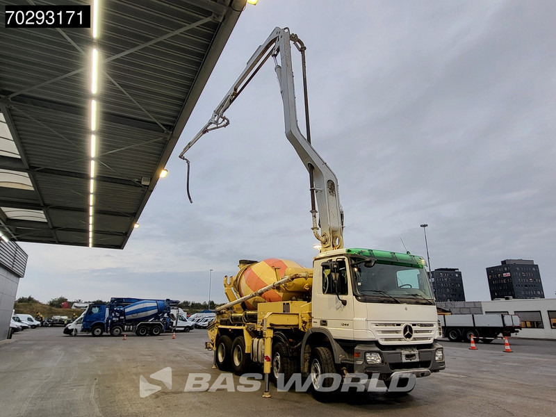 Mercedes-Benz Actros 3244 8X4 Retarder Putzmeister 24 Mtrs Pumi Big-Axle 3-Pedals Euro 4 - משאית משאבת בטון: תמונה 3 Mercedes-Benz Actros 3244 8X4 Retarder Putzmeister 24 Mtrs Pumi Big-Axle 3-Pedals Euro 4 - משאית משאבת בטון: תמונה 3
