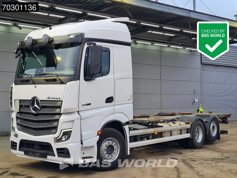 Mercedes-Benz Actros L 2558 Actros 6X2 BDF Full Air Suspension Automatic Lift-Axle Euro 6 - מוביל מכולות/ משאית החלפת גוף: תמונה 1 Mercedes-Benz Actros L 2558 Actros 6X2 BDF Full Air Suspension Automatic Lift-Axle Euro 6 - מוביל מכולות/ משאית החלפת גוף: תמונה 1