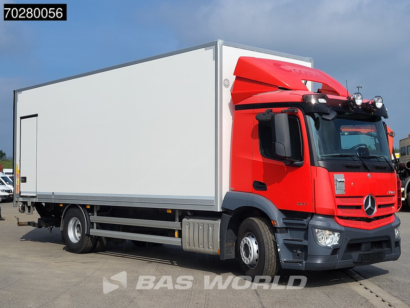 Mercedes-Benz Antos 1827 4X2 19tonner 2000kg Ladebordwand Automatic Euro 6 - משאית תיבה: תמונה 3 Mercedes-Benz Antos 1827 4X2 19tonner 2000kg Ladebordwand Automatic Euro 6 - משאית תיבה: תמונה 3