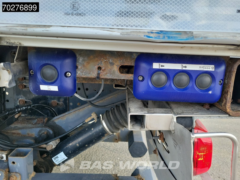 Mercedes-Benz Antos 2535 6X2 Lumikko L7 cooler ladebordwand Lift+Lenkachse Euro 6 - משאית קירור: תמונה 5 Mercedes-Benz Antos 2535 6X2 Lumikko L7 cooler ladebordwand Lift+Lenkachse Euro 6 - משאית קירור: תמונה 5