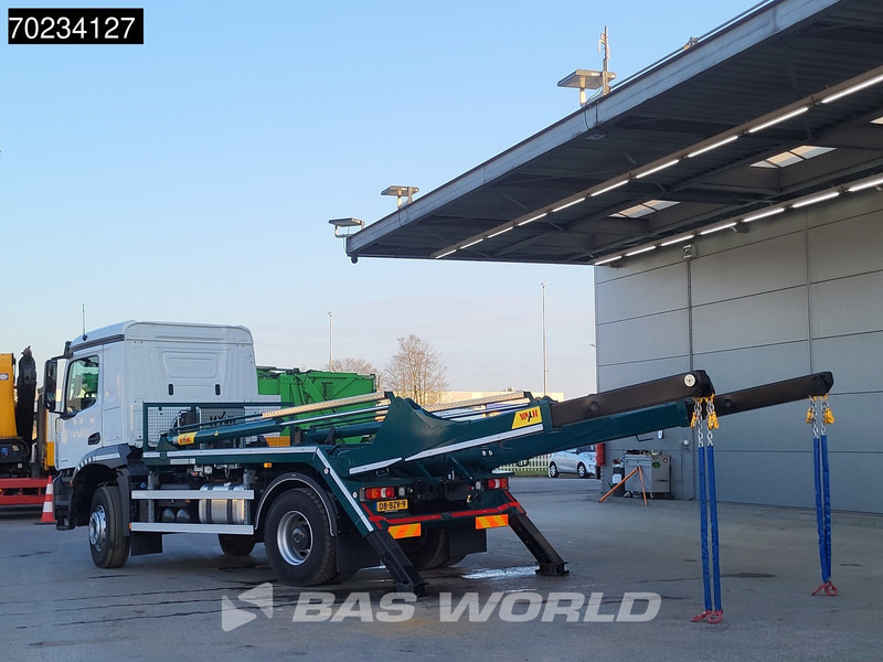 Mercedes-Benz Arocs 2136 4X2 NL-Truck 12Tons HyvaLift Automatic Steelsuspension Euro 6 - משאית דילוג העמסה: תמונה 2 Mercedes-Benz Arocs 2136 4X2 NL-Truck 12Tons HyvaLift Automatic Steelsuspension Euro 6 - משאית דילוג העמסה: תמונה 2