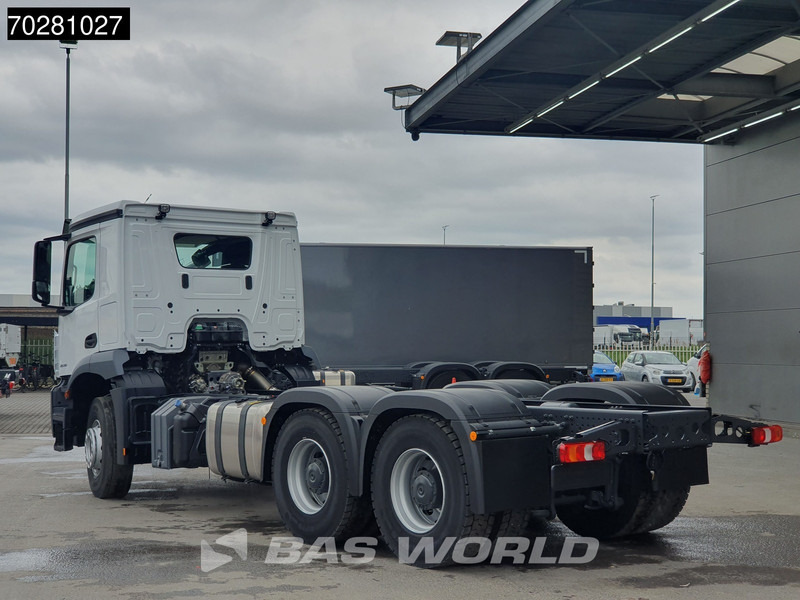 Mercedes-Benz Arocs 2636 6X4 NEW chassis Flywheel PTO Big-Axle Automatic Steelsuspension Euro 6 - משאית עם שלדת תא: תמונה 2 Mercedes-Benz Arocs 2636 6X4 NEW chassis Flywheel PTO Big-Axle Automatic Steelsuspension Euro 6 - משאית עם שלדת תא: תמונה 2
