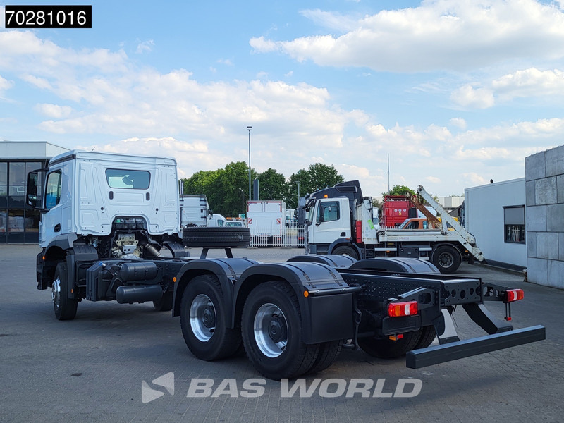 Mercedes-Benz Arocs 2640 6X4 NEW chassis Steel suspension Big-Axle Alcoa Automatic Euro 6 - משאית עם שלדת תא: תמונה 2 Mercedes-Benz Arocs 2640 6X4 NEW chassis Steel suspension Big-Axle Alcoa Automatic Euro 6 - משאית עם שלדת תא: תמונה 2
