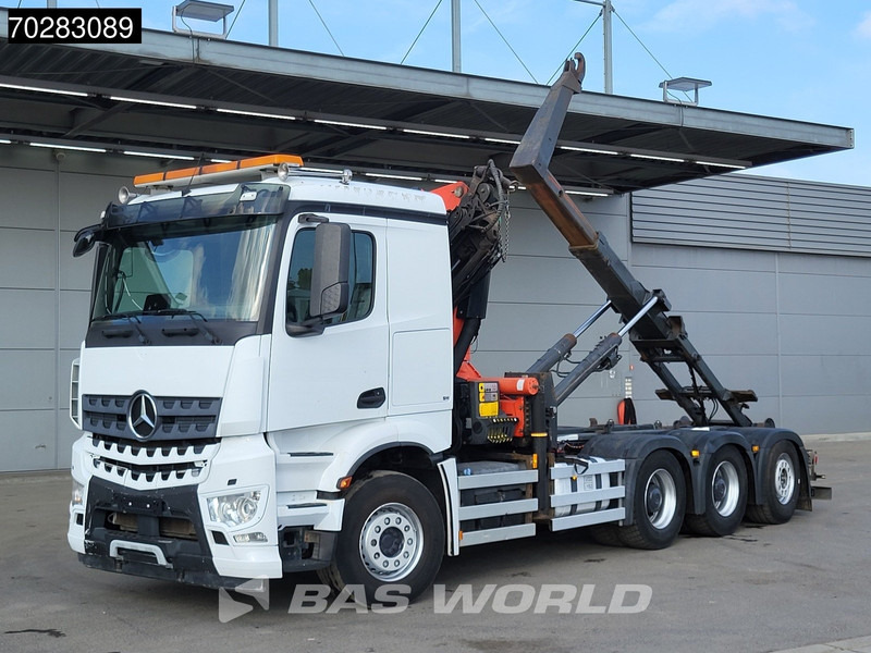 Mercedes-Benz Arocs 3245 Actros 8X4 Palfinger PK22002 EH Crane 17tons hooklift Big-Axle Lift+Lenkachse Navi Euro 6 - משאית הרמת וו, משאית מנוף: תמונה 5 Mercedes-Benz Arocs 3245 Actros 8X4 Palfinger PK22002 EH Crane 17tons hooklift Big-Axle Lift+Lenkachse Navi Euro 6 - משאית הרמת וו, משאית מנוף: תמונה 5
