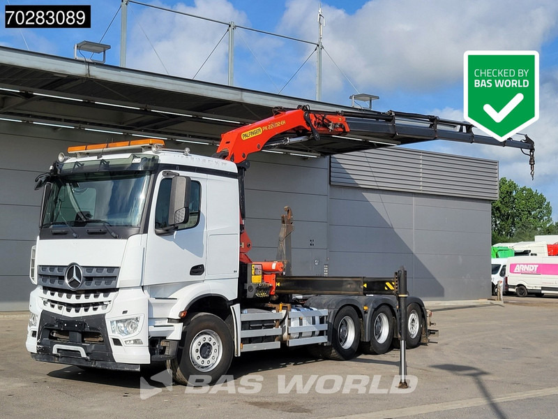 Mercedes-Benz Arocs 3245 Actros 8X4 Palfinger PK22002 EH Crane 17tons hooklift Big-Axle Lift+Lenkachse Navi Euro 6 - משאית הרמת וו, משאית מנוף: תמונה 1 Mercedes-Benz Arocs 3245 Actros 8X4 Palfinger PK22002 EH Crane 17tons hooklift Big-Axle Lift+Lenkachse Navi Euro 6 - משאית הרמת וו, משאית מנוף: תמונה 1