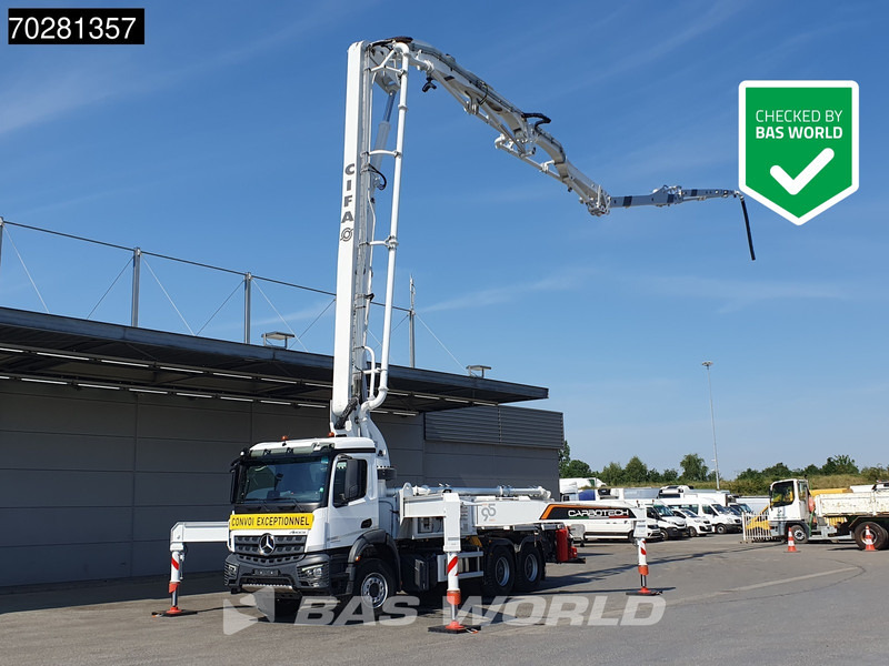 Mercedes-Benz Arocs 3343 6X4 CIFA K40H Carbotech Pump 5 arm Big-Axle Navi Euro 6 - משאית משאבת בטון: תמונה 1 Mercedes-Benz Arocs 3343 6X4 CIFA K40H Carbotech Pump 5 arm Big-Axle Navi Euro 6 - משאית משאבת בטון: תמונה 1
