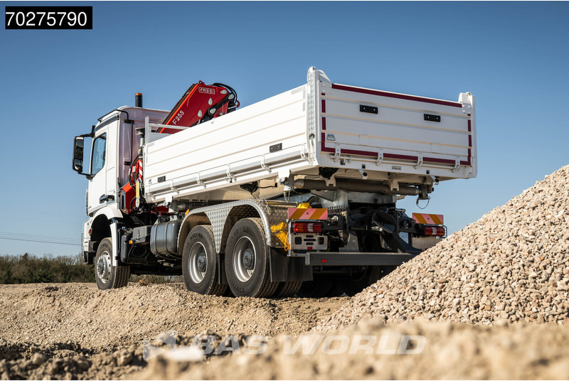 Mercedes-Benz Arocs 3348 6X6 Full Steel Retarder Fassi 25T/M Crane Kran Euro 6 - מזהיר, משאית מנוף: תמונה 5 Mercedes-Benz Arocs 3348 6X6 Full Steel Retarder Fassi 25T/M Crane Kran Euro 6 - מזהיר, משאית מנוף: תמונה 5