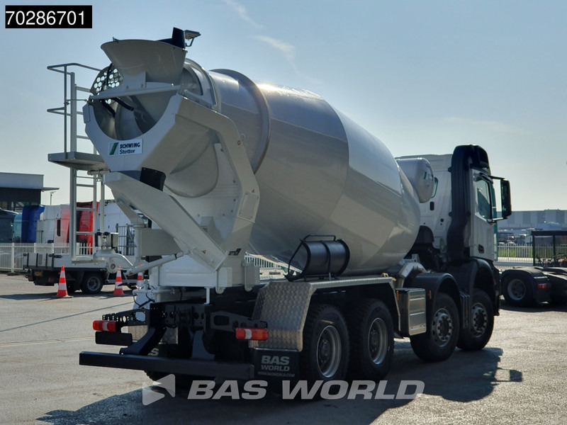 Mercedes-Benz Arocs 4142 8X4 NEW! 10m3 SchwingStetter Mixer Hydrauliek BigAxle Manual Euro 3 - משאית מערבלת בטון: תמונה 5 Mercedes-Benz Arocs 4142 8X4 NEW! 10m3 SchwingStetter Mixer Hydrauliek BigAxle Manual Euro 3 - משאית מערבלת בטון: תמונה 5