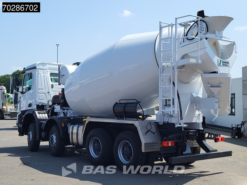 Mercedes-Benz Arocs 4145 8X4 NEW! 10m3 Schwing Stetter Mixer Manual Big-Axle Steel suspension Euro 3 - משאית מערבלת בטון: תמונה 2 Mercedes-Benz Arocs 4145 8X4 NEW! 10m3 Schwing Stetter Mixer Manual Big-Axle Steel suspension Euro 3 - משאית מערבלת בטון: תמונה 2