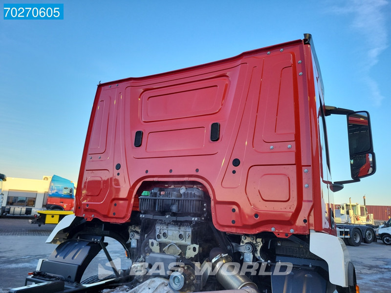 Mercedes-Benz Arocs 4843 8X4 NEW chassis RHD! Steel suspension Automatic Euro 6 - משאית עם שלדת תא: תמונה 5 Mercedes-Benz Arocs 4843 8X4 NEW chassis RHD! Steel suspension Automatic Euro 6 - משאית עם שלדת תא: תמונה 5