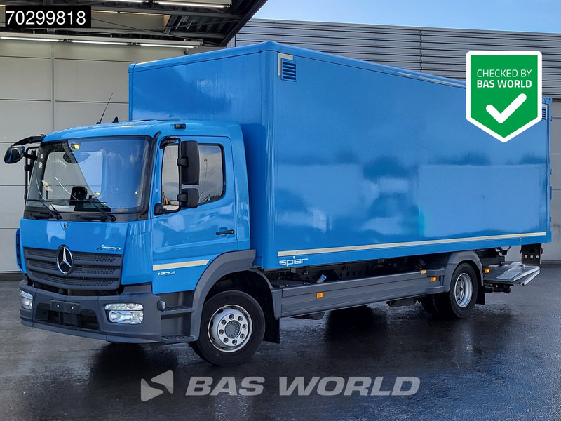 Mercedes-Benz Atego 1224 4X2 1500kg Ladebordwand Automatic Euro 6 - משאית תיבה: תמונה 1 Mercedes-Benz Atego 1224 4X2 1500kg Ladebordwand Automatic Euro 6 - משאית תיבה: תמונה 1