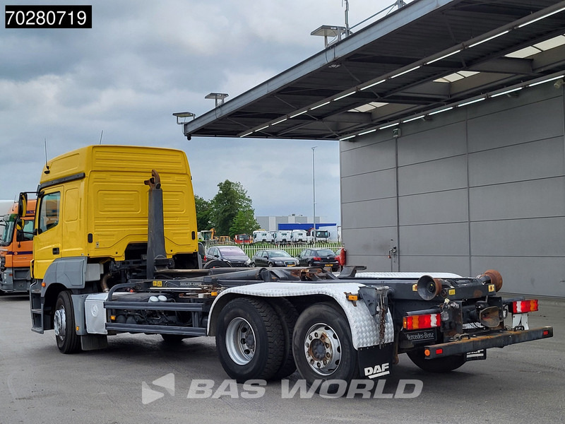 Mercedes-Benz Axor 2543 6X2 Meiller RK 20.70 hooklift Manual Retarder Liftachse Euro 5 - משאית הרמת וו: תמונה 2 Mercedes-Benz Axor 2543 6X2 Meiller RK 20.70 hooklift Manual Retarder Liftachse Euro 5 - משאית הרמת וו: תמונה 2