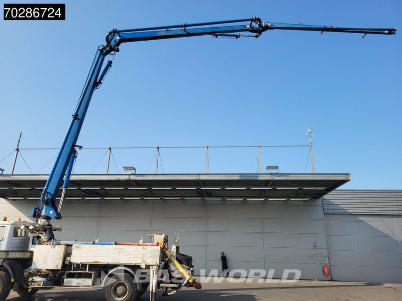 Mercedes-Benz SK 1922 4X2 Schwing Stetter KVM 26/22 Pump Steel Suspension Big-Axle Manual Euro 1 - משאית משאבת בטון: תמונה 5 Mercedes-Benz SK 1922 4X2 Schwing Stetter KVM 26/22 Pump Steel Suspension Big-Axle Manual Euro 1 - משאית משאבת בטון: תמונה 5