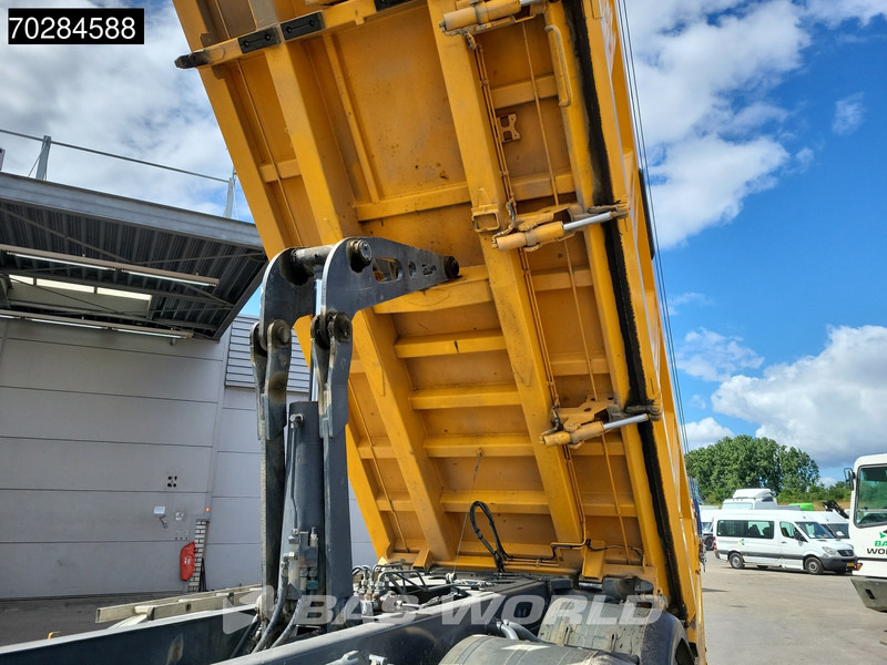 Renault Kerax 480 8X4 13m3 Meiller 2-way tipper Retarder Big-Axle Automatic Euro 5 - מזהיר: תמונה 5 Renault Kerax 480 8X4 13m3 Meiller 2-way tipper Retarder Big-Axle Automatic Euro 5 - מזהיר: תמונה 5