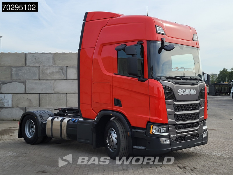 Scania R460 4X2 NEW! Retarder 2xTanks ACC LED Euro 6 - יחידת טרקטור: תמונה 3 Scania R460 4X2 NEW! Retarder 2xTanks ACC LED Euro 6 - יחידת טרקטור: תמונה 3