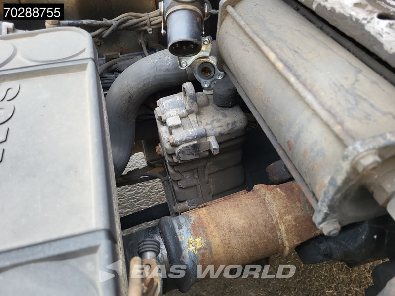 יחידת טרקטור Scania R500 4X2 3-Pedals Retarder Full-Air 2x Tanks Standklima Xenon Euro 5: תמונה 15 יחידת טרקטור Scania R500 4X2 3-Pedals Retarder Full-Air 2x Tanks Standklima Xenon Euro 5: תמונה 15